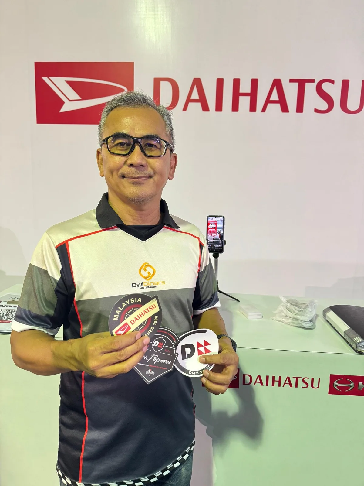 Profil penasihat jualan kereta